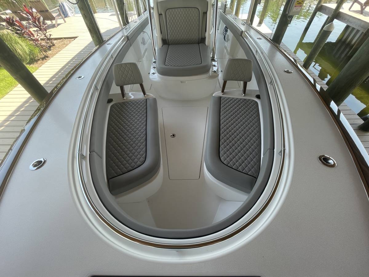 2025 Valhalla Boatworks V-33 "TORO" photo 10