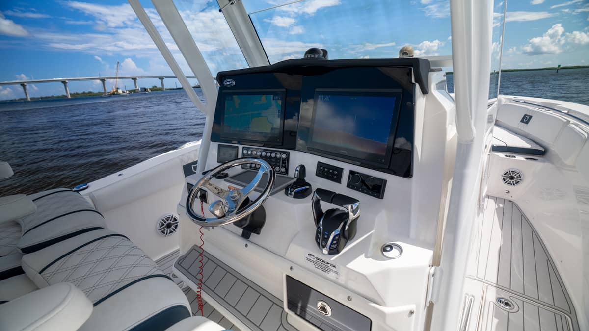 2025 Sea Fox 328 Commander "BLUE LEADER" photo 5