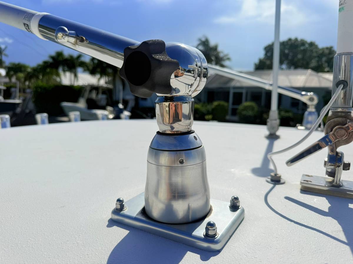 2015 Jupiter 32FS photo 15