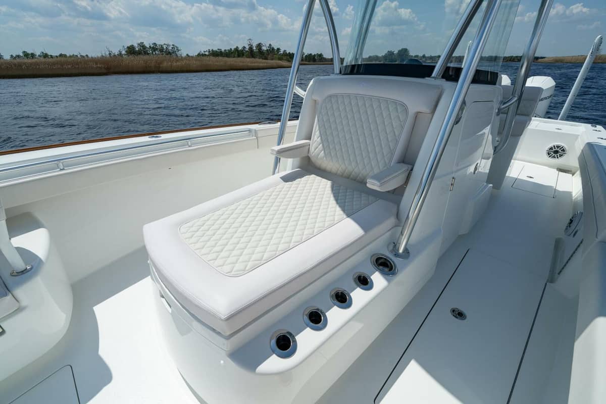 2027 Valhalla Boatworks V-29 Hybrid "2027 Valhalla V-29 Hybrid" photo 11