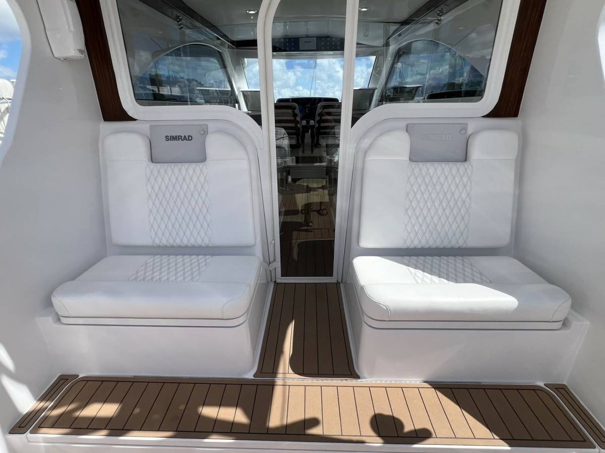 2023 Custom 53 Queen/Smith Custom Boat photo 17