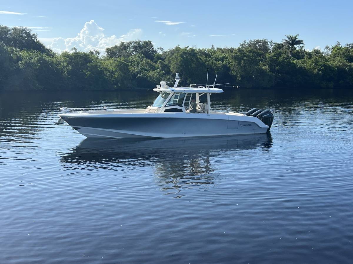 2017 Boston Whaler 380 Outrage "GLORY DAYS" photo 2