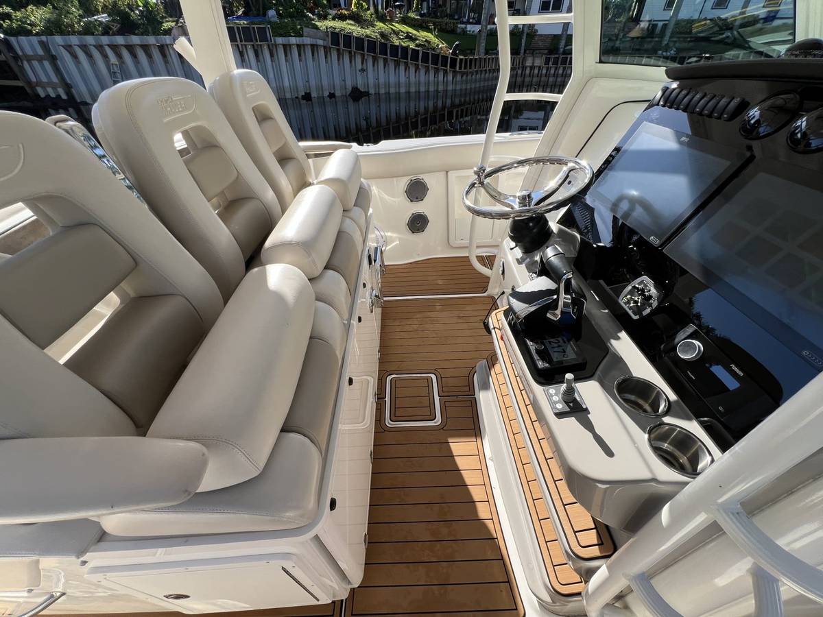 2017 Boston Whaler 380 Outrage "GLORY DAYS" photo 16