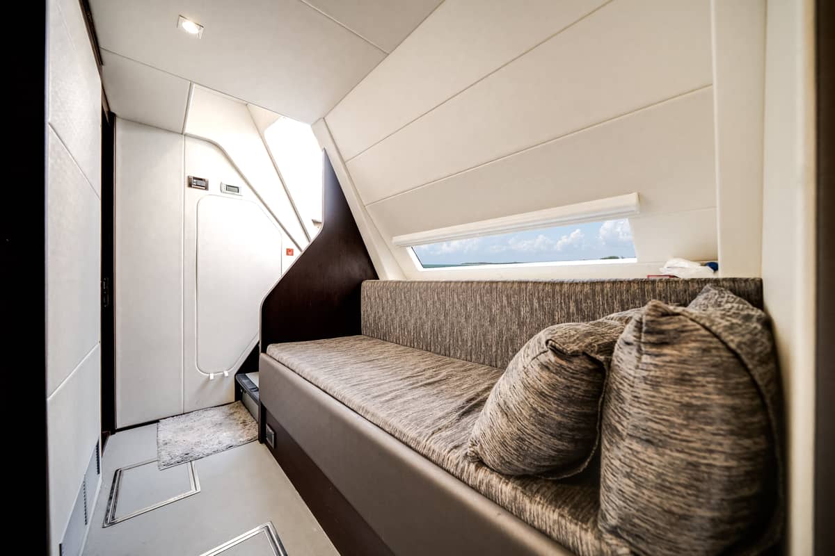2019 Sunseeker 76 Flybridge "Lady M" photo 34