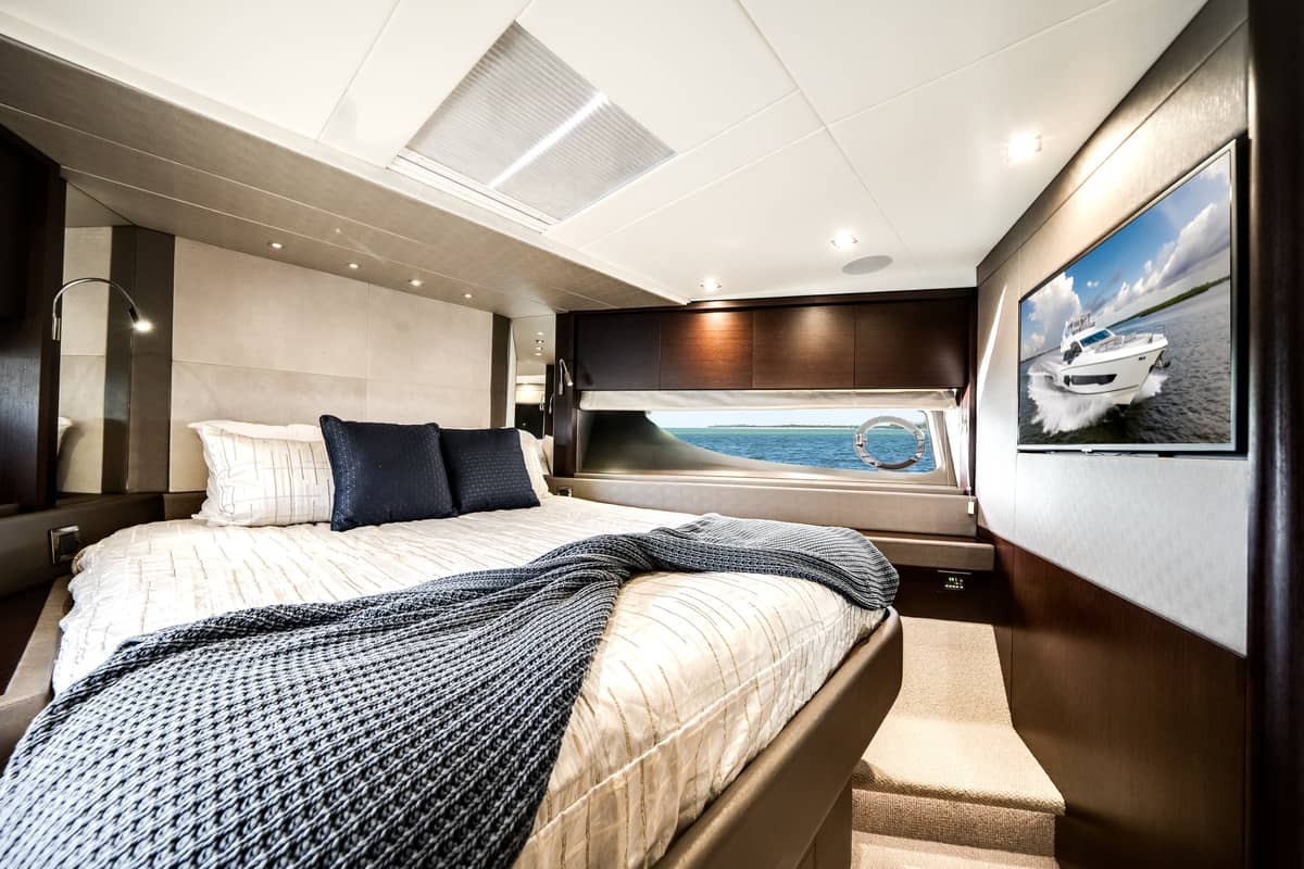 2019 Sunseeker 76 Flybridge "Lady M" photo 25
