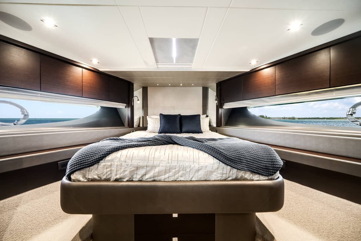 2019 Sunseeker 76 Flybridge "Lady M" photo 23