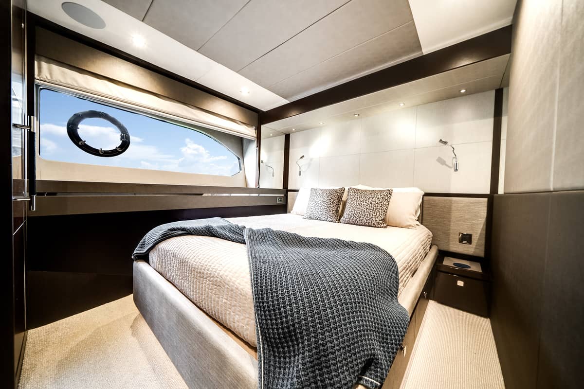 2019 Sunseeker 76 Flybridge "Lady M" photo 28