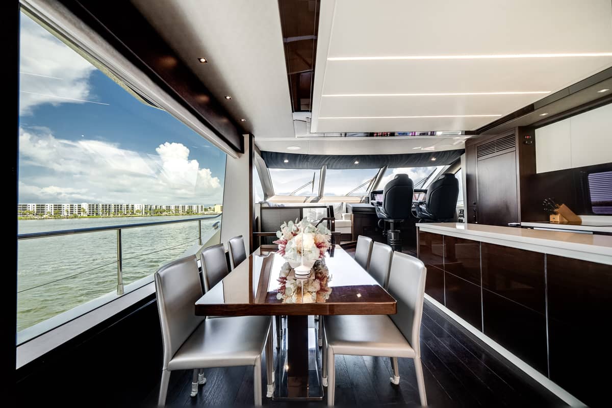 2019 Sunseeker 76 Flybridge "Lady M" photo 6