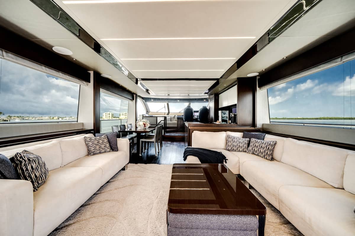 2019 Sunseeker 76 Flybridge "Lady M" photo 2
