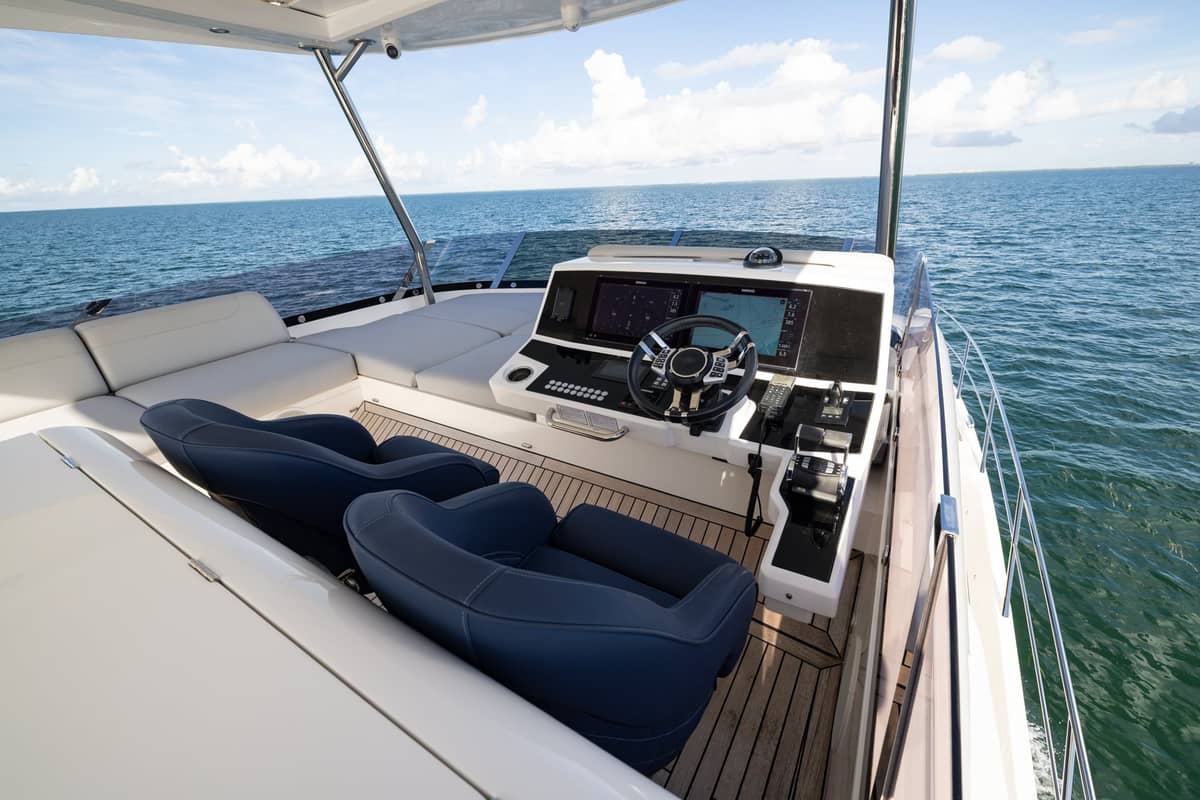 2022 Sunseeker Manhattan 68 photo 13
