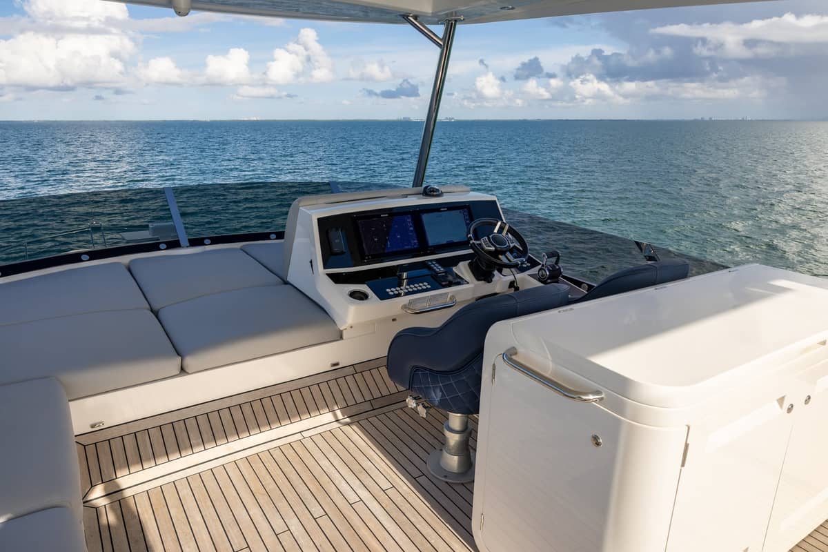 2022 Sunseeker Manhattan 68 photo 14