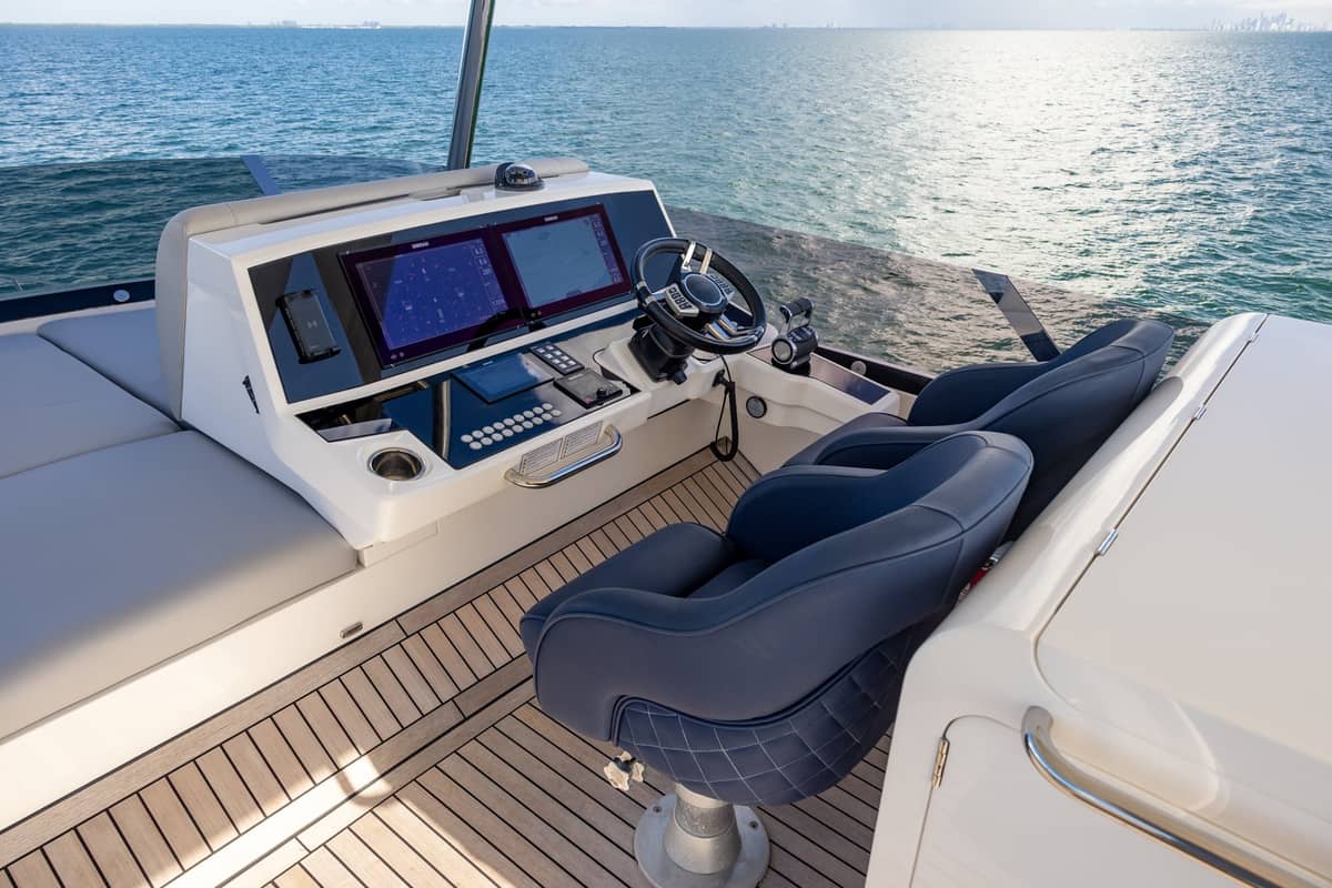 2022 Sunseeker Manhattan 68 photo 15
