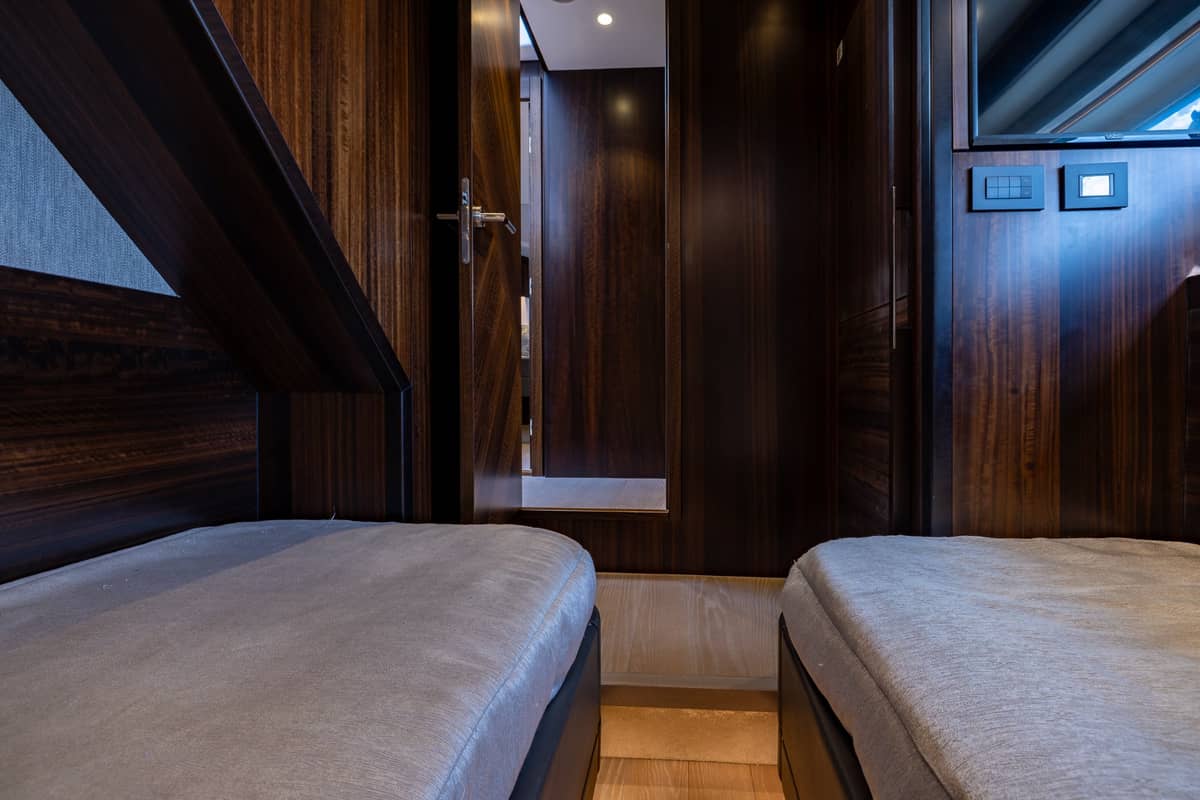 2022 Sunseeker Manhattan 68 photo 59