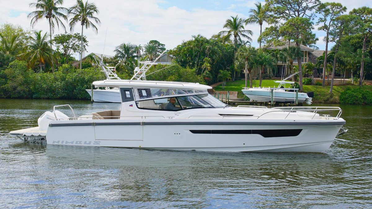 In-Stock 2025 Nimbus W11 #49