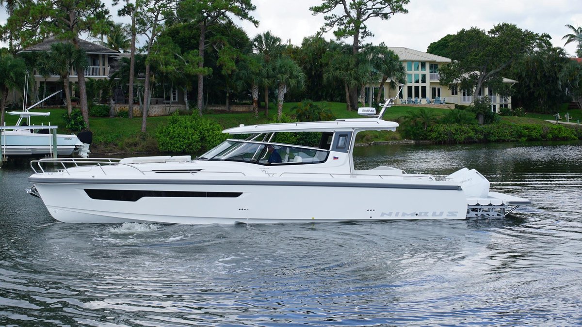 2025 Nimbus W11 #60