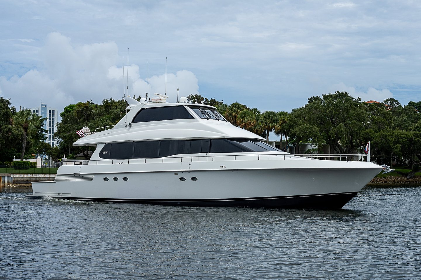 Introducing the Princess F54: A New Benchmark in Flybridge… | HMY