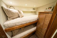 Viking-54-ST-Stateroom-1