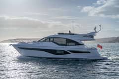 f55-exterior-white-hull-sea-trial-10