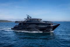 x95-exterior-blue-hull-sea-trial-1-1