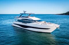 y85-exterior-white-hull-3-2022