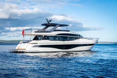 y85-exterior-white-hull-15-2022