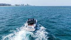 2014 Cruisers Yachts 45 Cantius "Alexandria 3X" photo 5