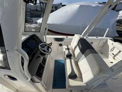 2020 Robalo R272 photo 7