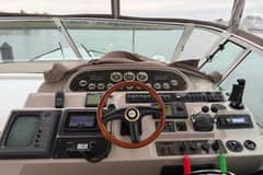 2001 Cruisers Yachts 4450 Express Motoryacht "CAVU" photo 9