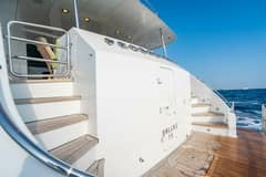 2005 Hatteras 100 Motor Yacht "MAGIC" photo 6