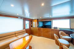 2005 Viking 74 Convertible "Reel Estate" photo 5