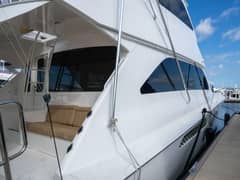 2005 Viking 74 Enclosed Bridge "STREAM RUNNER" photo 5