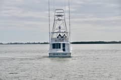 1999 Hatteras 60 Convertible "DOWN TIME" photo 3
