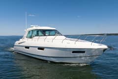 2013 Cruisers Yachts 48 Cantius "EPIC" photo 6