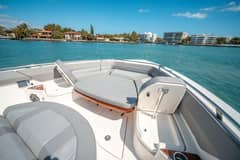 2023 Boston Whaler 420 Outrage "PIPE DREAM" photo 6
