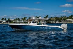 2020 Everglades 395 Center Console photo 3