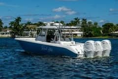 2020 Everglades 395 Center Console photo 3