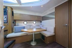 2015 Beneteau 38 GT photo 2