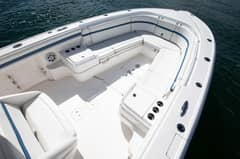 2017 Intrepid 375 Open photo 3