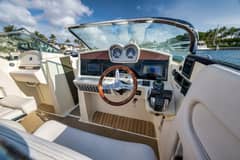 2021 Chris-Craft 34 Launch "2LW" photo 4