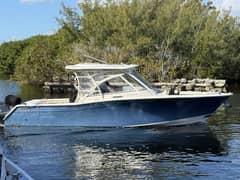2018 Grady-White Freedom 335 "T/T ELYSIAN" photo 1