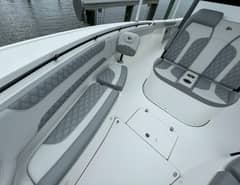2023 Sea Pro 320 DLX "Dealer Demo" photo 9