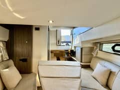 2022 Sea Ray Sundancer 320 photo 6