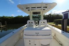2015 Boston Whaler 320 Outrage "Better Than Most" photo 5