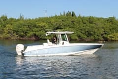 2015 Boston Whaler 320 Outrage "Better Than Most" photo 1