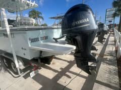 2022 Parker 25 Center Console photo 2