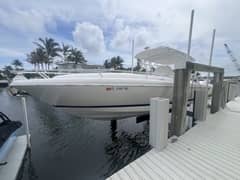 2017 Intrepid 327 Cuddy "PATRICIA" photo 3