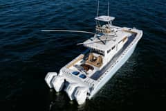 2025 Freeman 43 Center Console photo 3