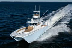 2025 Freeman 43 Center Console photo 4