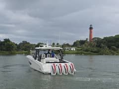 2021 Boston Whaler 420 Outrage "BFT" photo 8