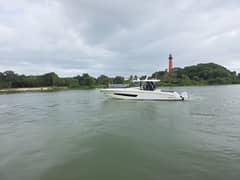 2021 Boston Whaler 420 Outrage "BFT" photo 5